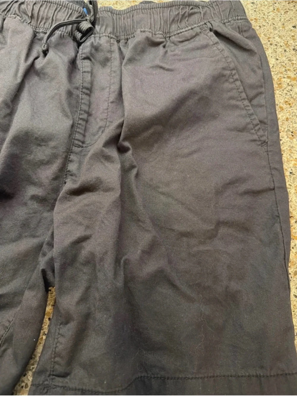 4/$15 Two pair Old Navy boy's Beige and gray Drawstring Shorts 14/16 plus